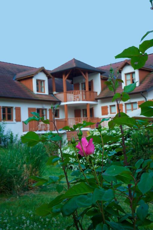 Hotel Les Bergeronnettes Champagneux Εξωτερικό φωτογραφία